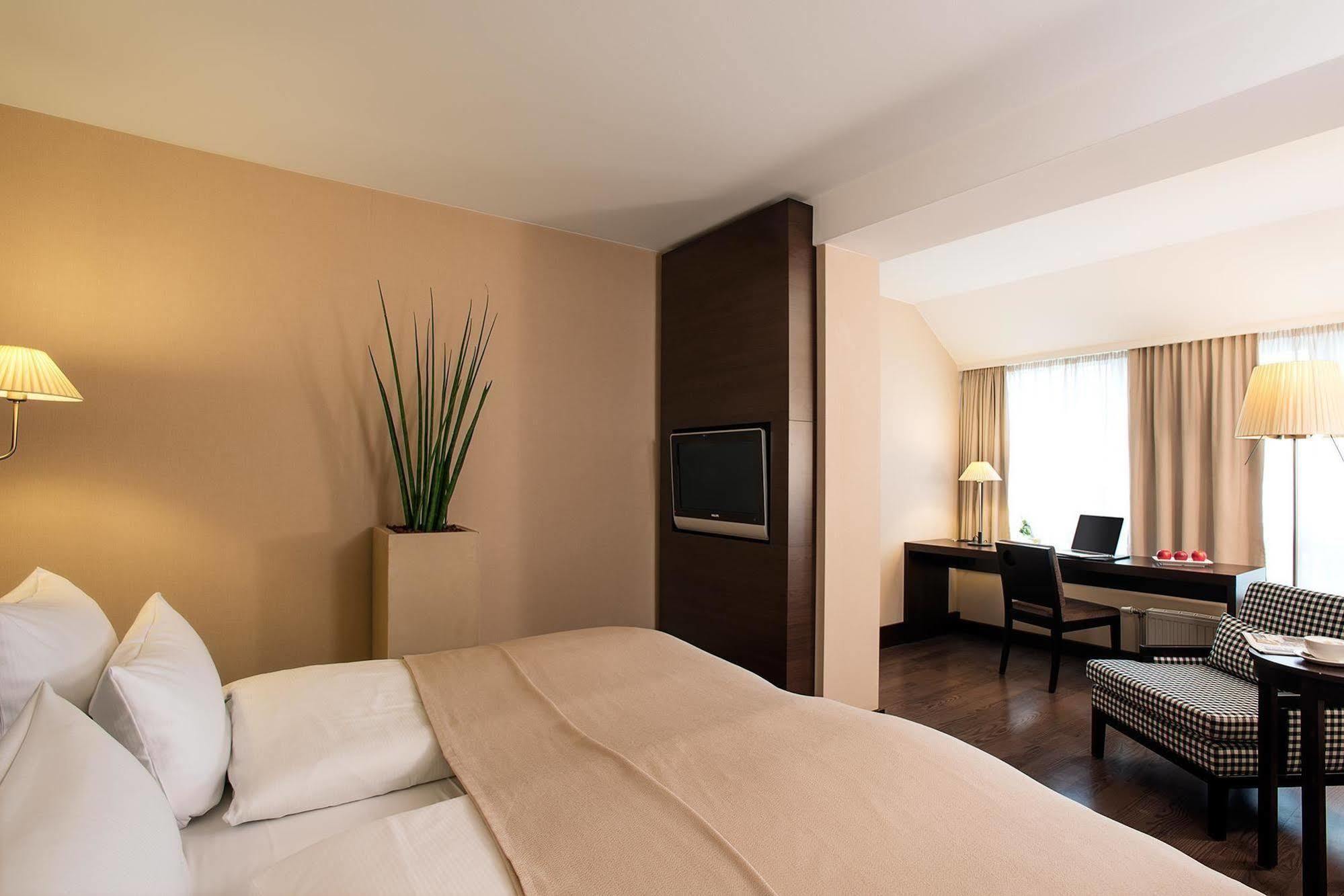 Hotel Nh Königsallee Düsseldorf