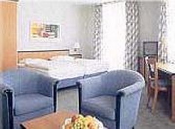 Nh Koenigsallee 4*